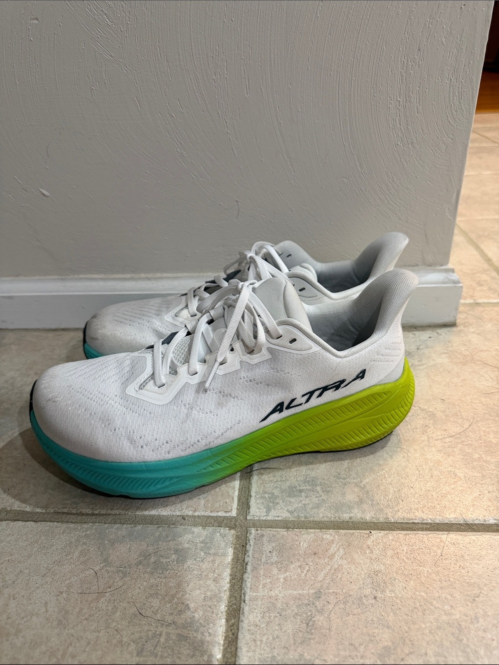 Altra Flow 2 - Picture 2 of 4